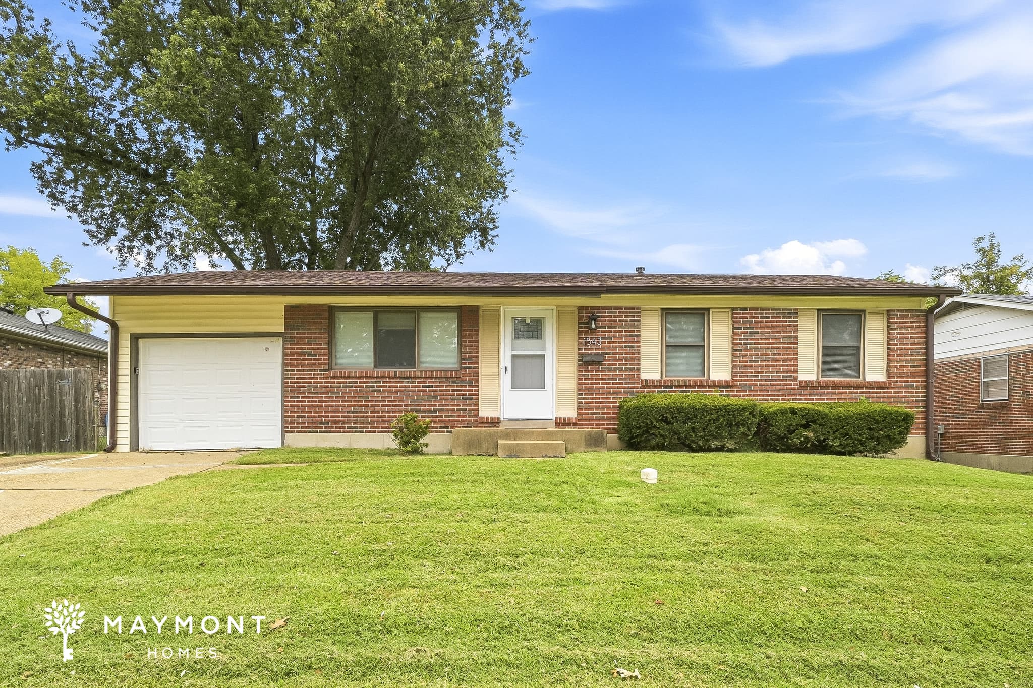 1543 Coachway