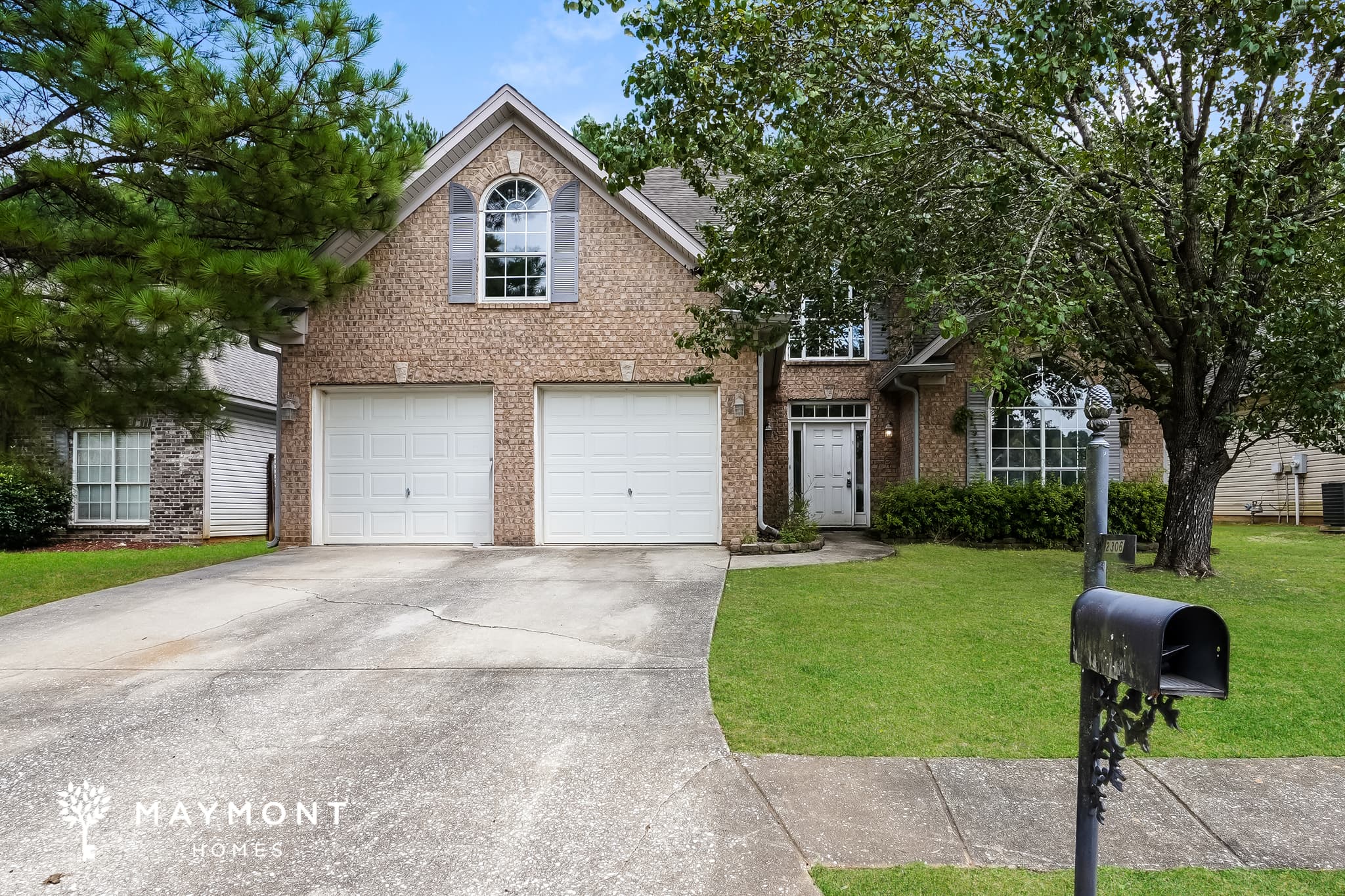 2306 Forest Lakes Ln