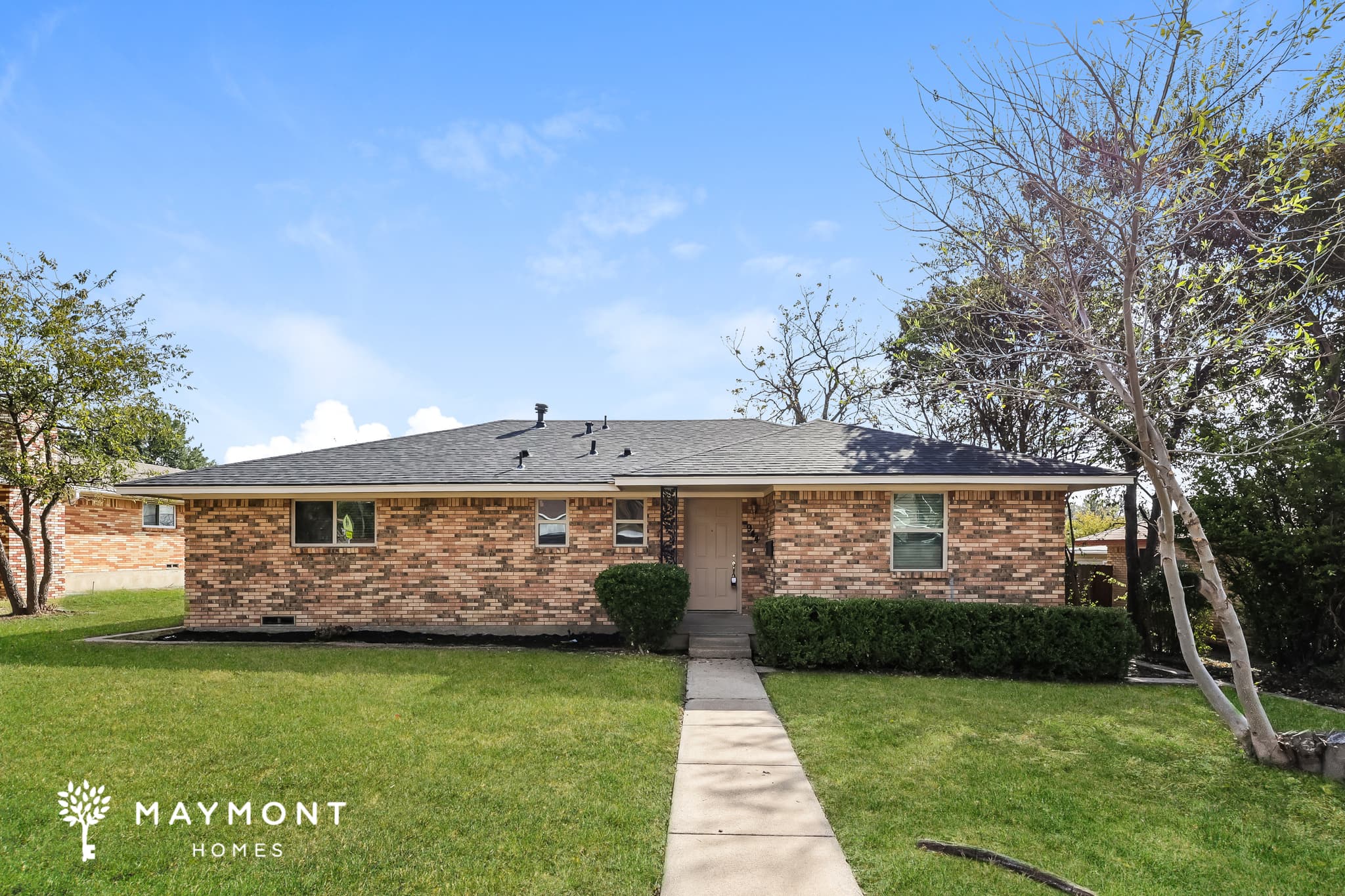 944 W Pleasant Run Road