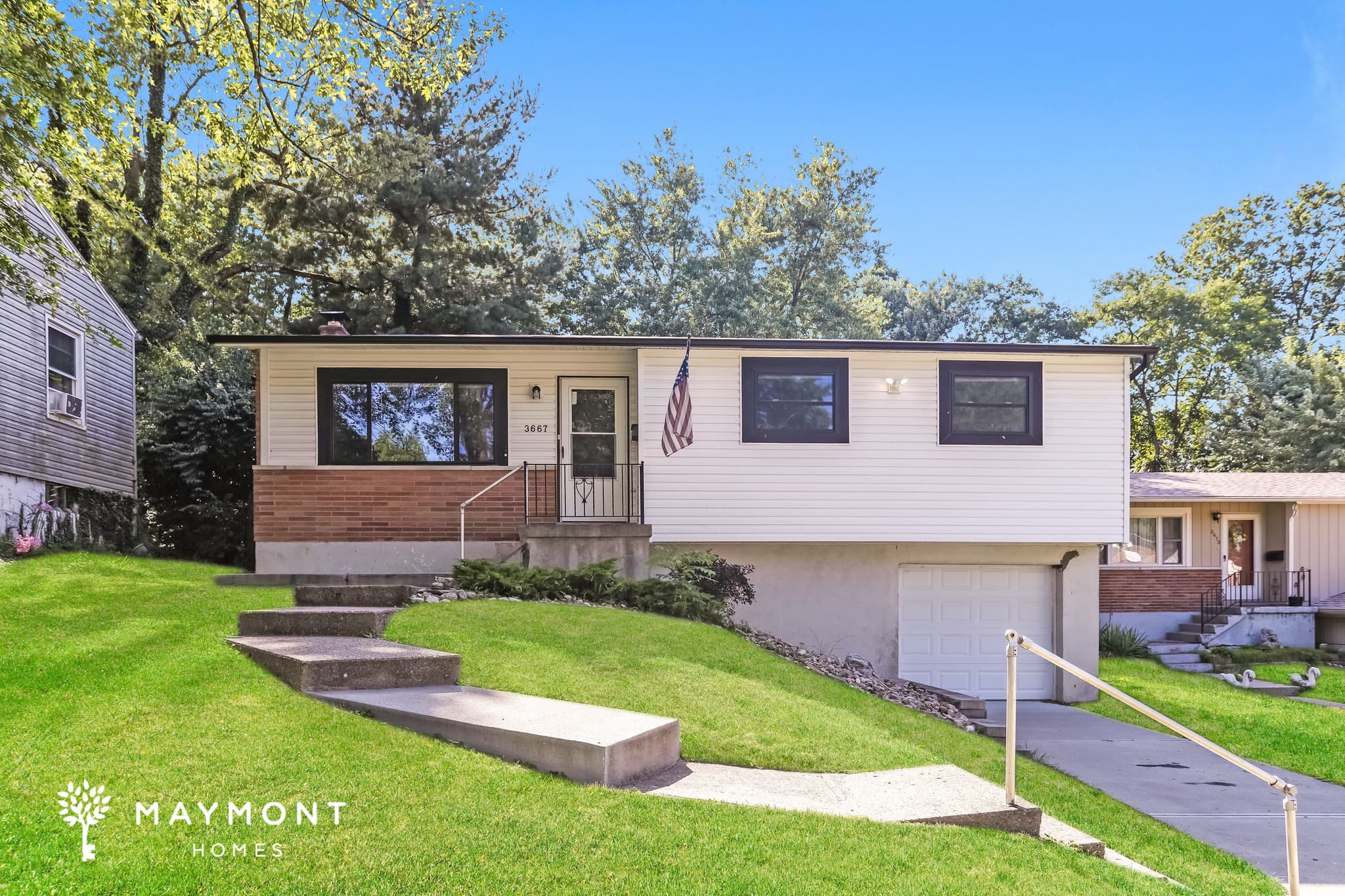 3667 Lakewood Dr