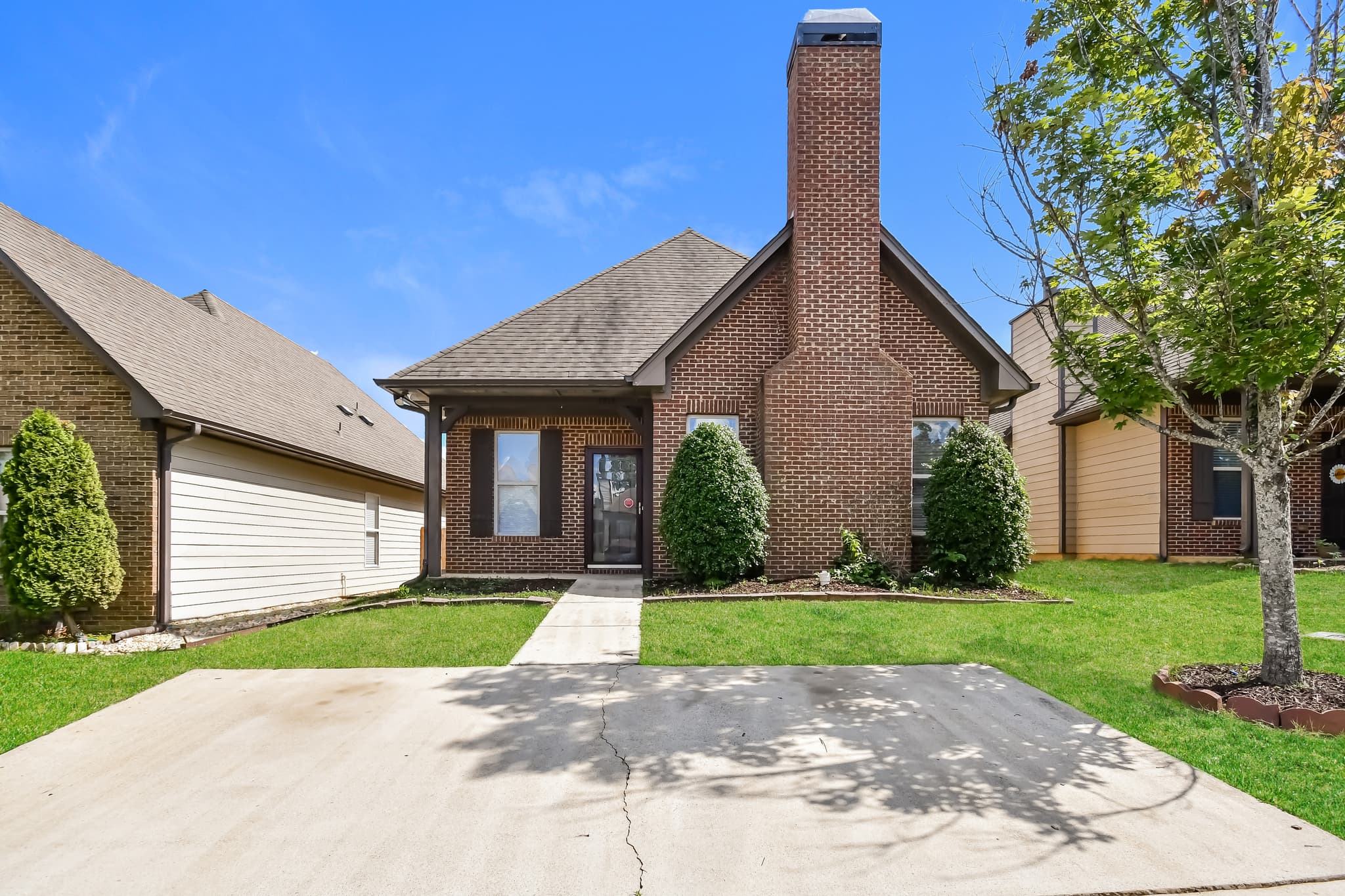 1218 Savannah Lane