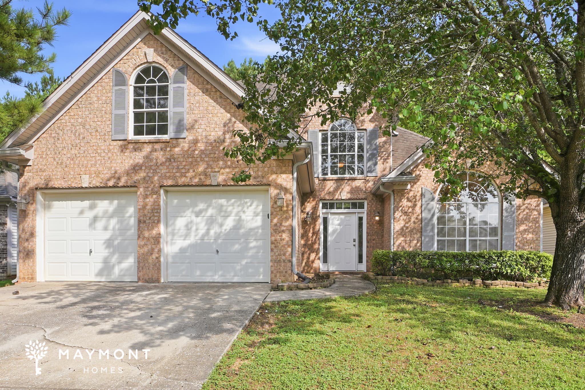 2306 Forest Lakes Ln