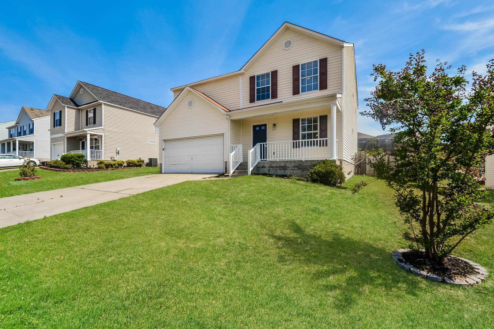 253 Cape Jasmine Way