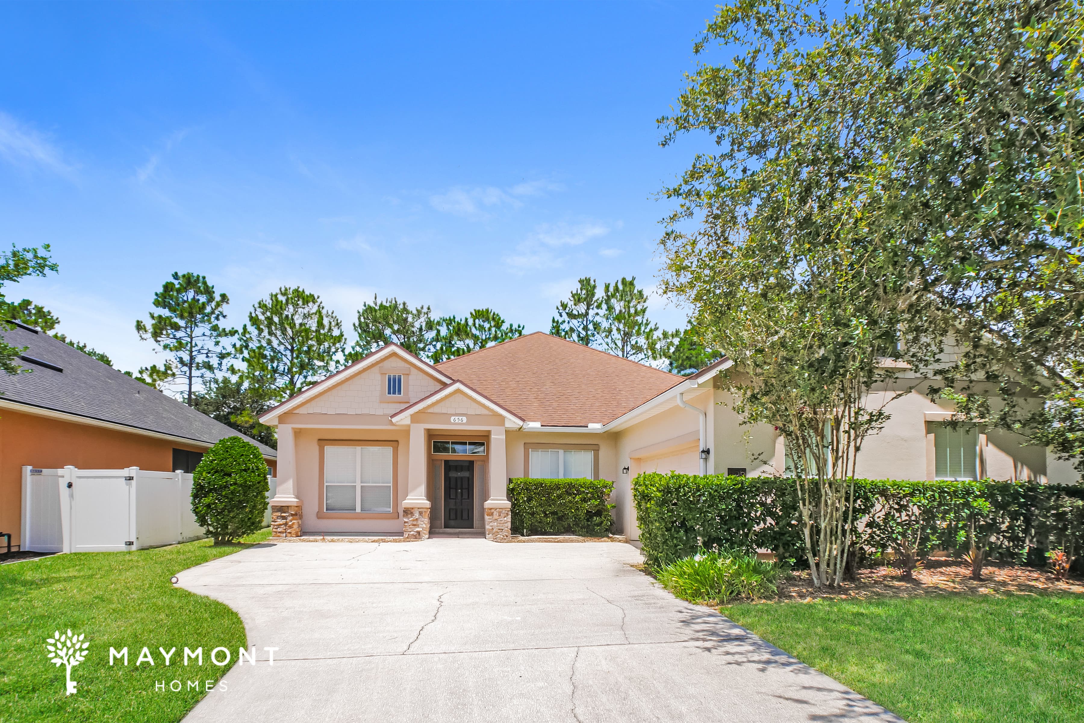 656 Porta Rosa Cir