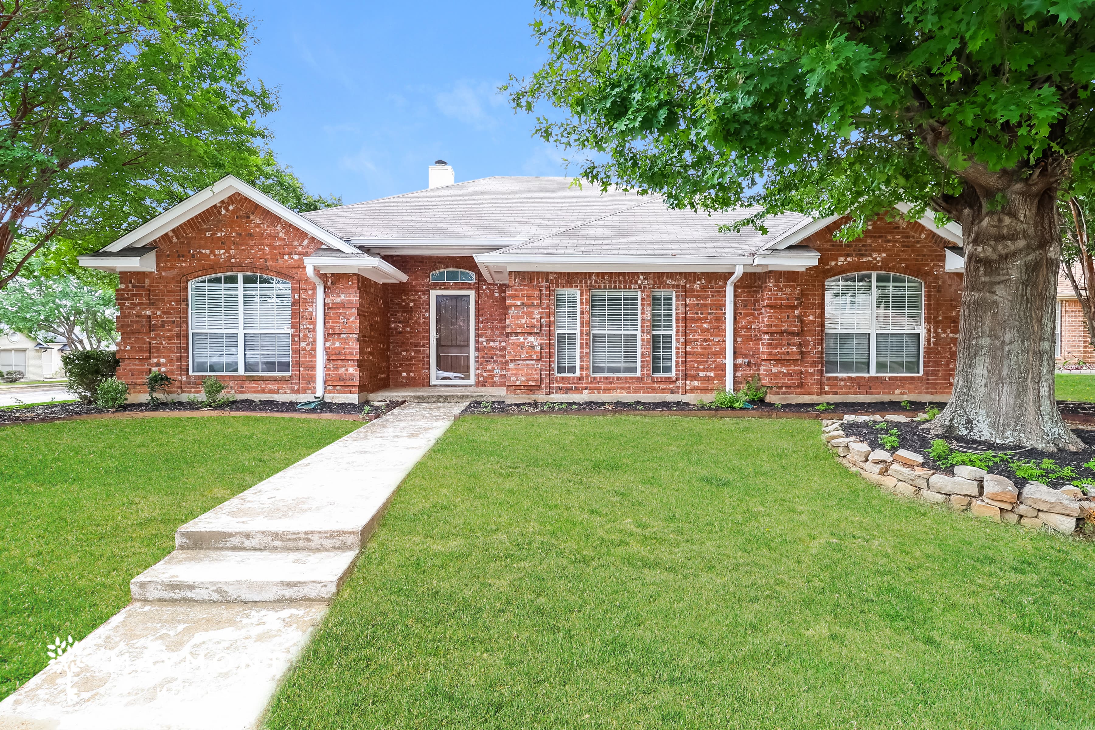 6006 Blue Mesa Drive