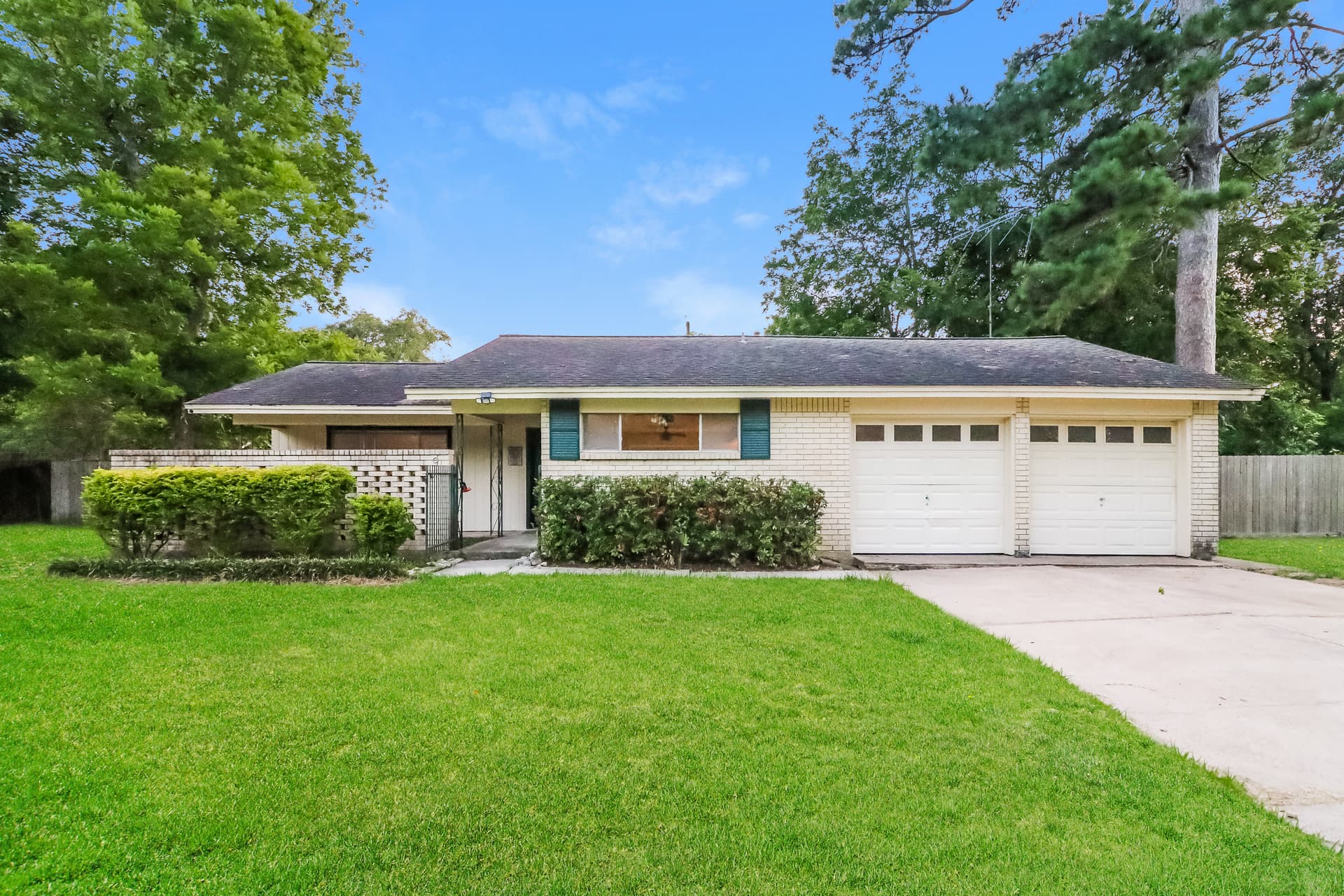 9 Hillcrest Street