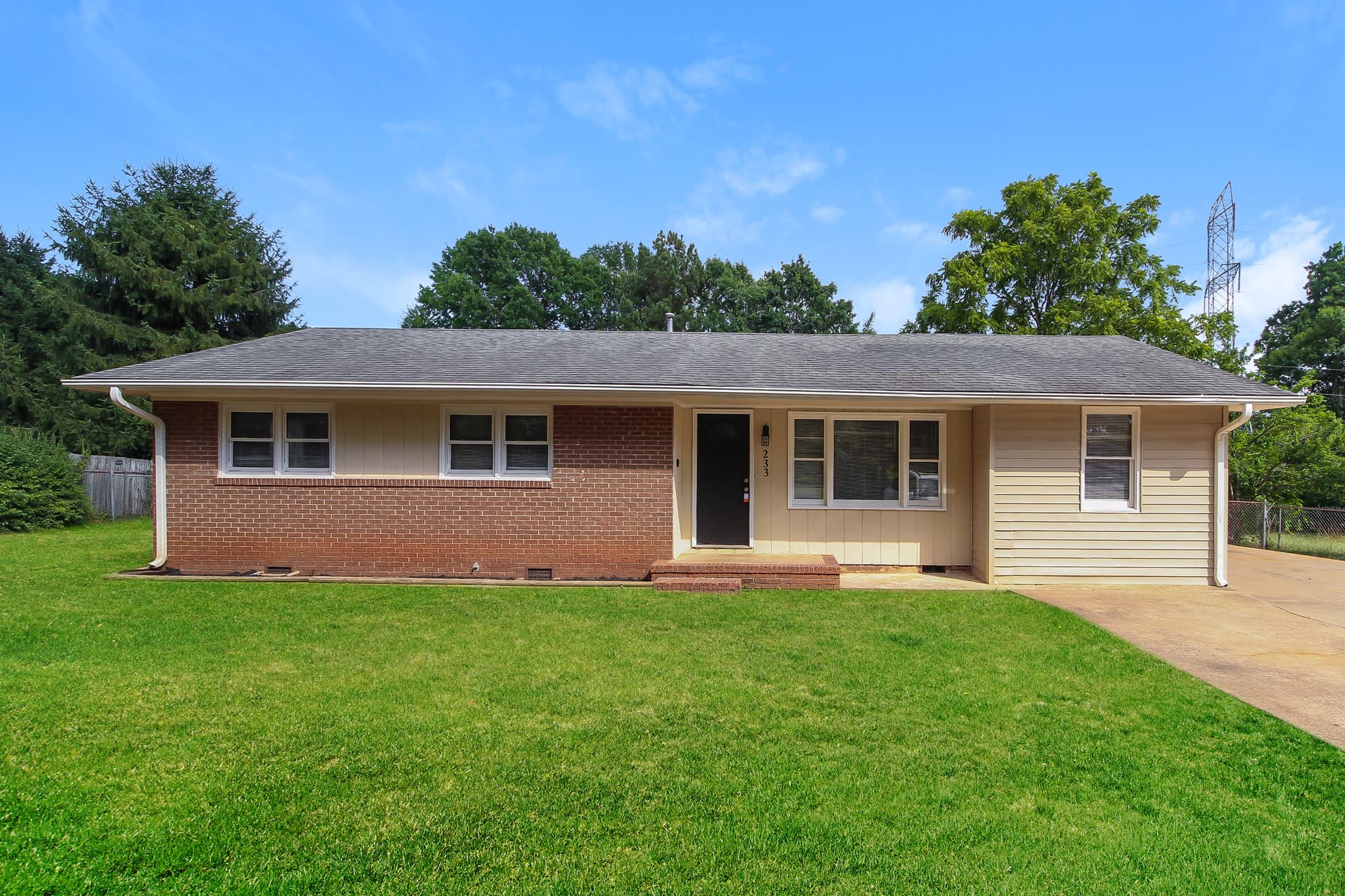 233 Norris Road