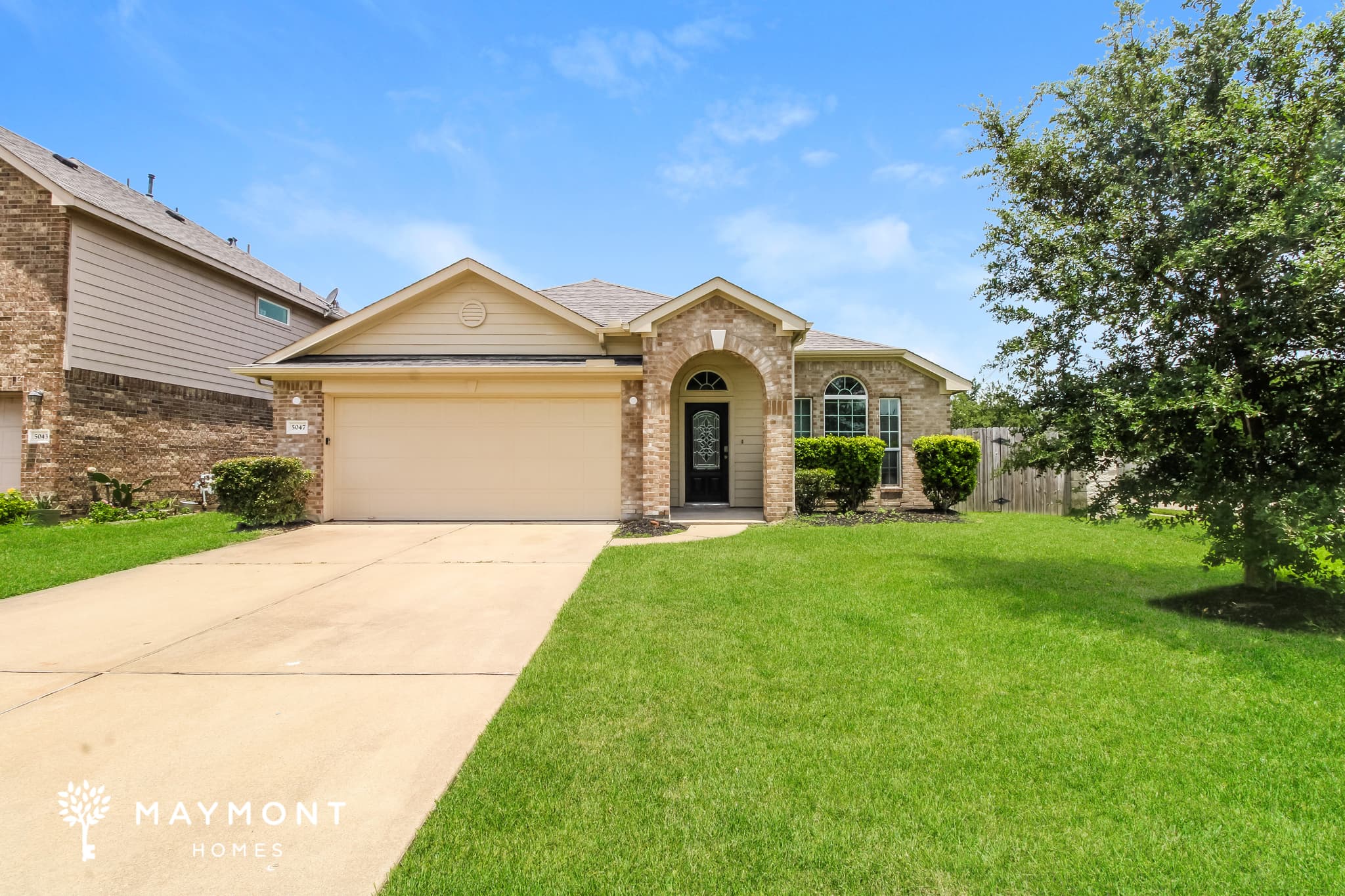 5047 Gulf Stream Ln