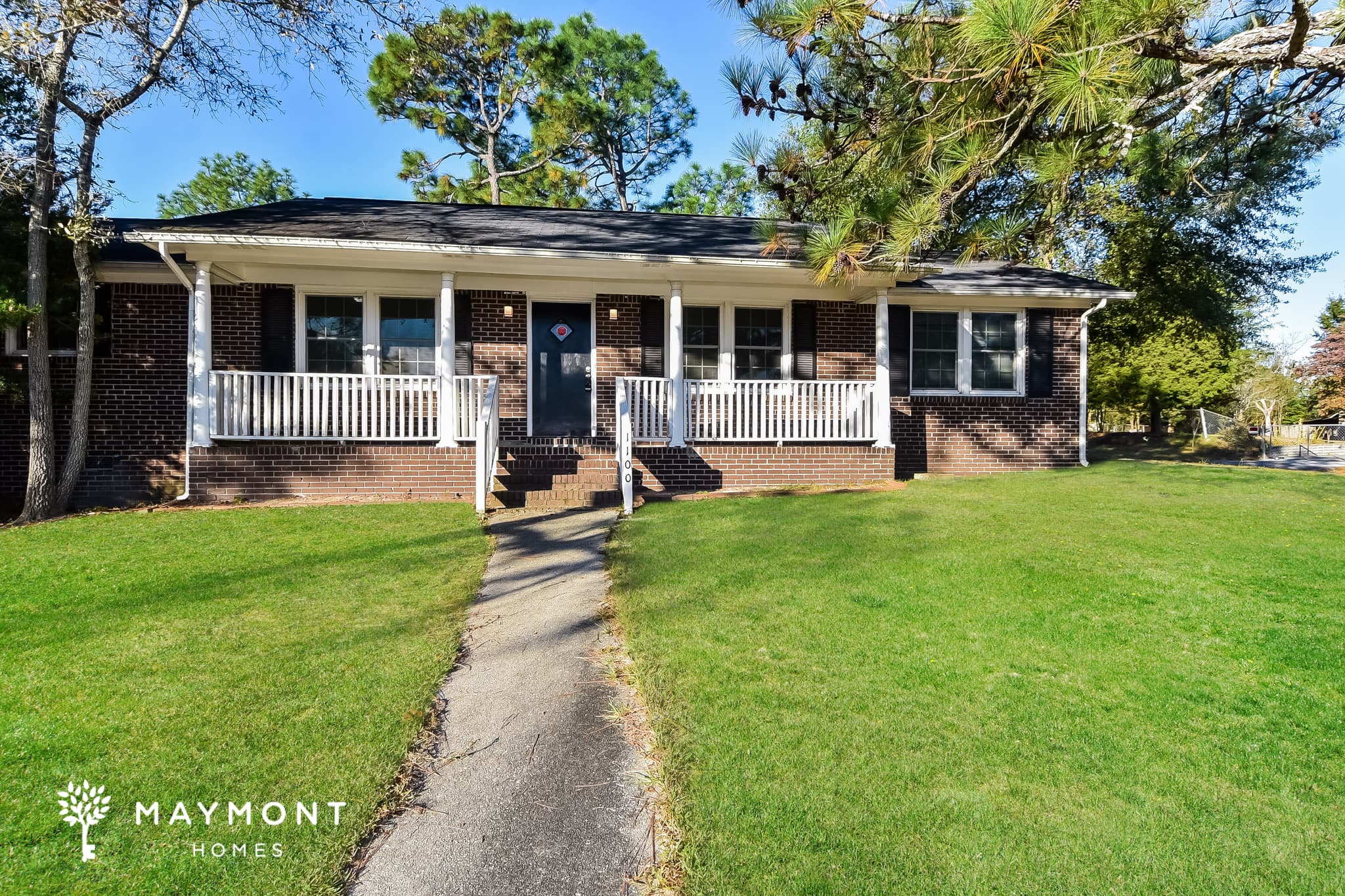 1100 Starcrest Road