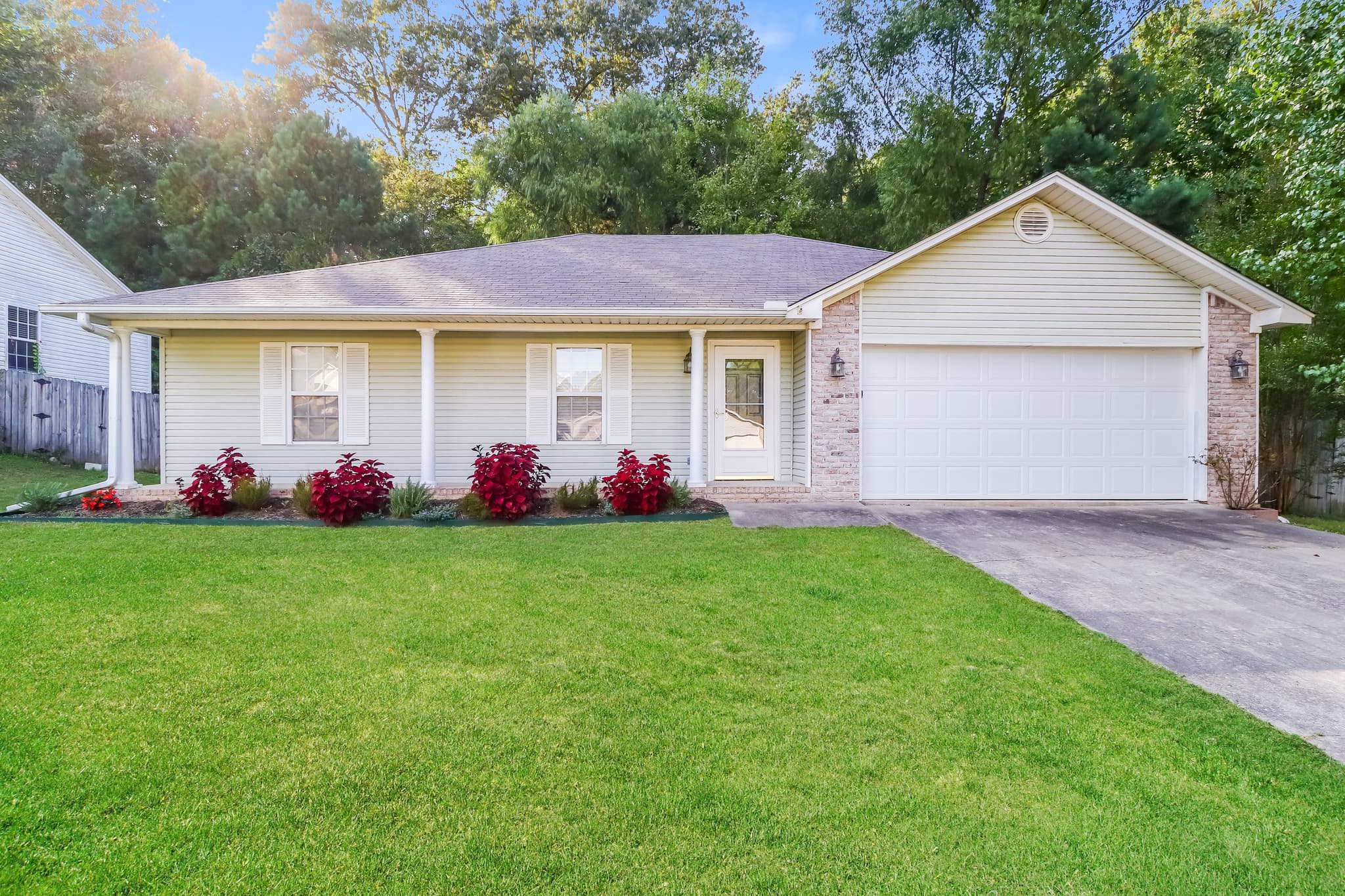 4326 Glenda Ln
