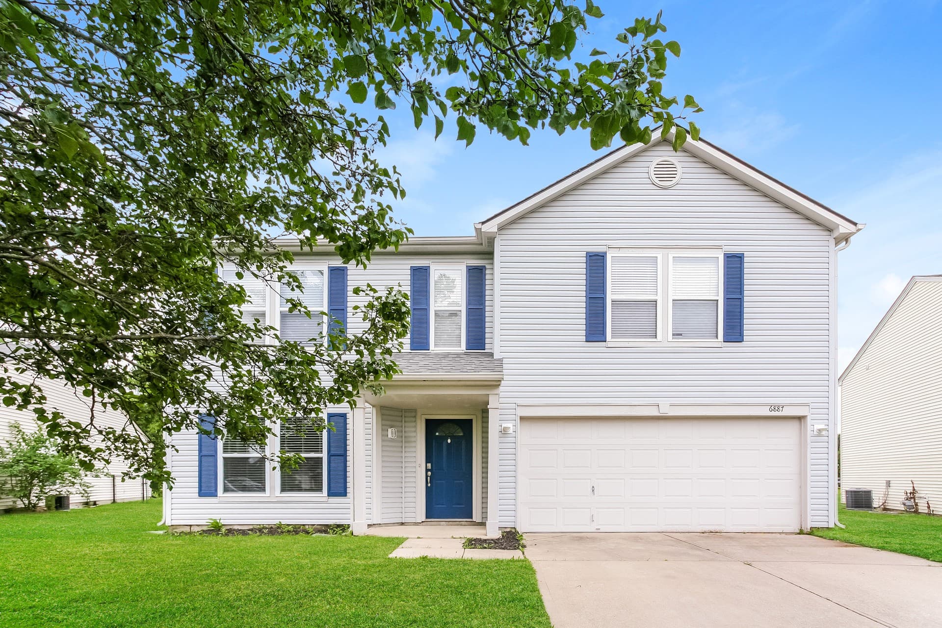 6887 W Burlington Dr
