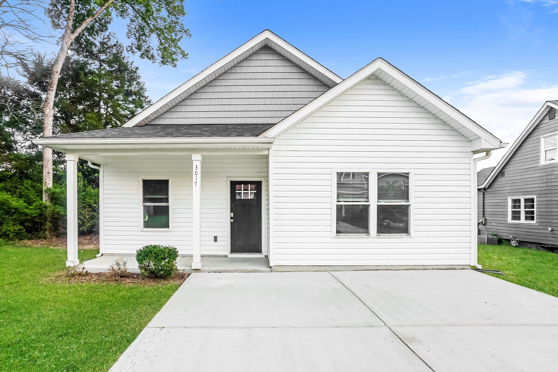 3017 Celia Ave
