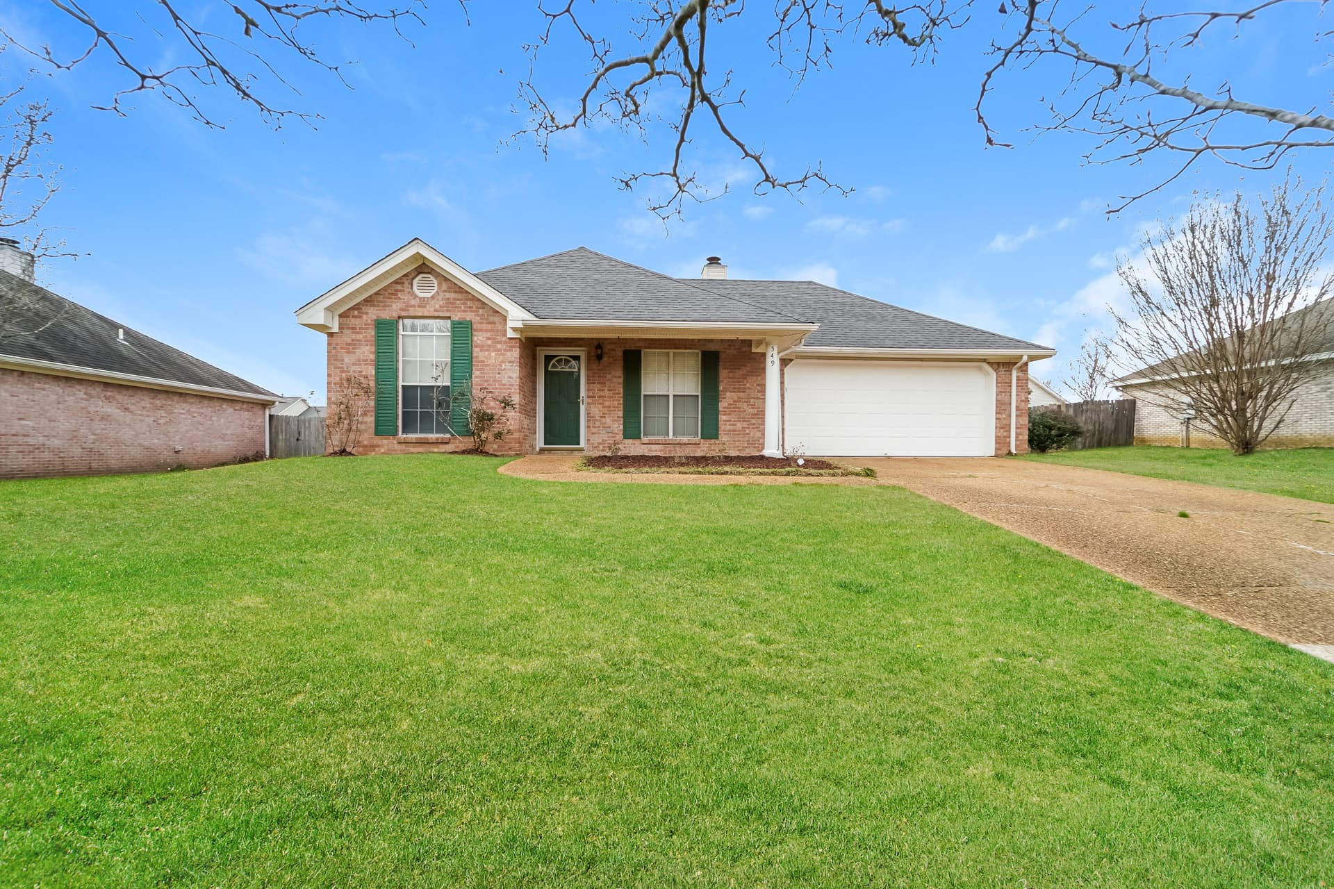 549 Oak Ridge Way