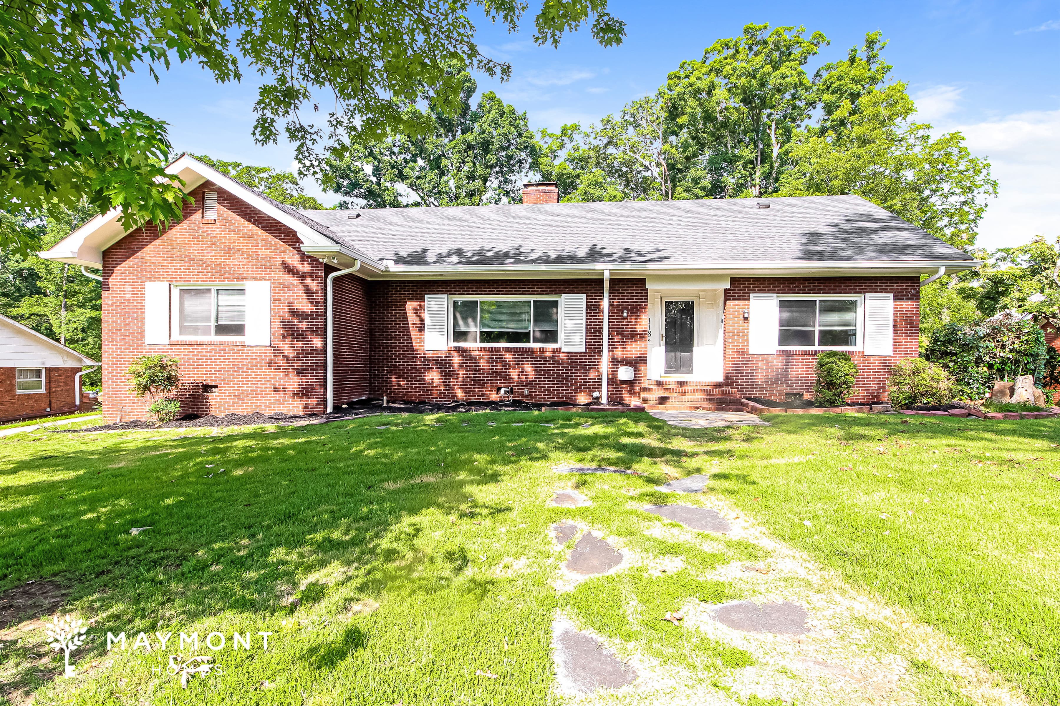 118 Tanglewylde Drive