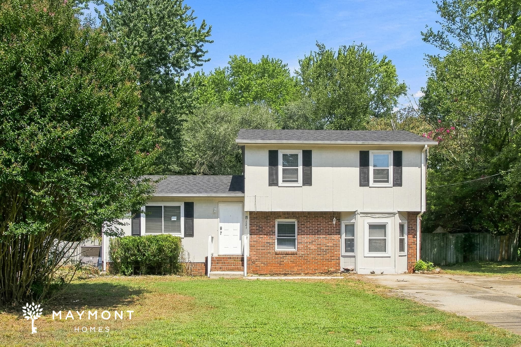 121 Dexter Circle