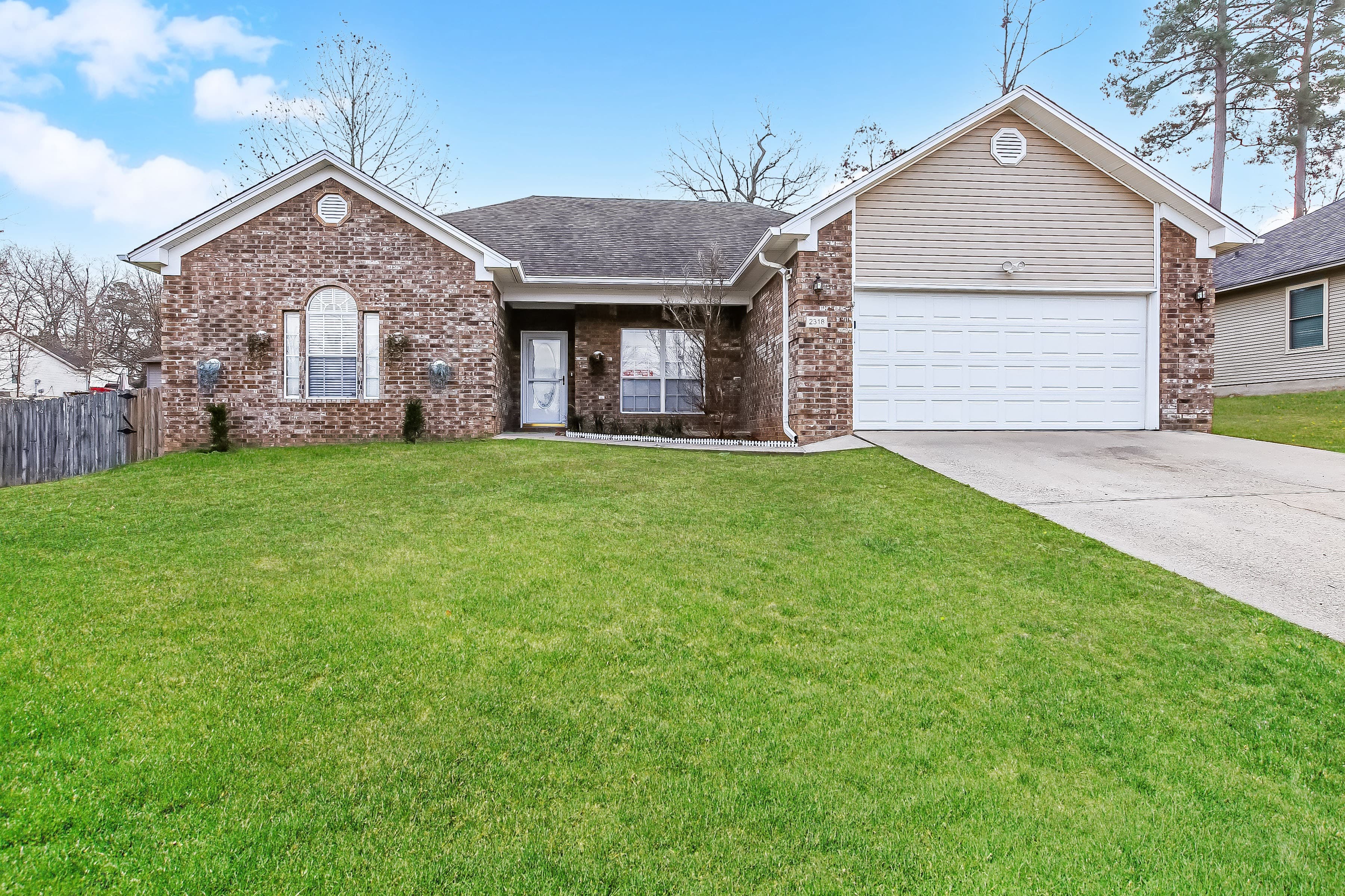 2318 Redwood Drive