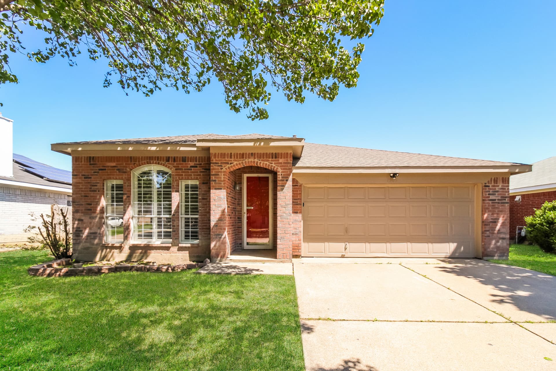 1909 Canyon Ridge Street