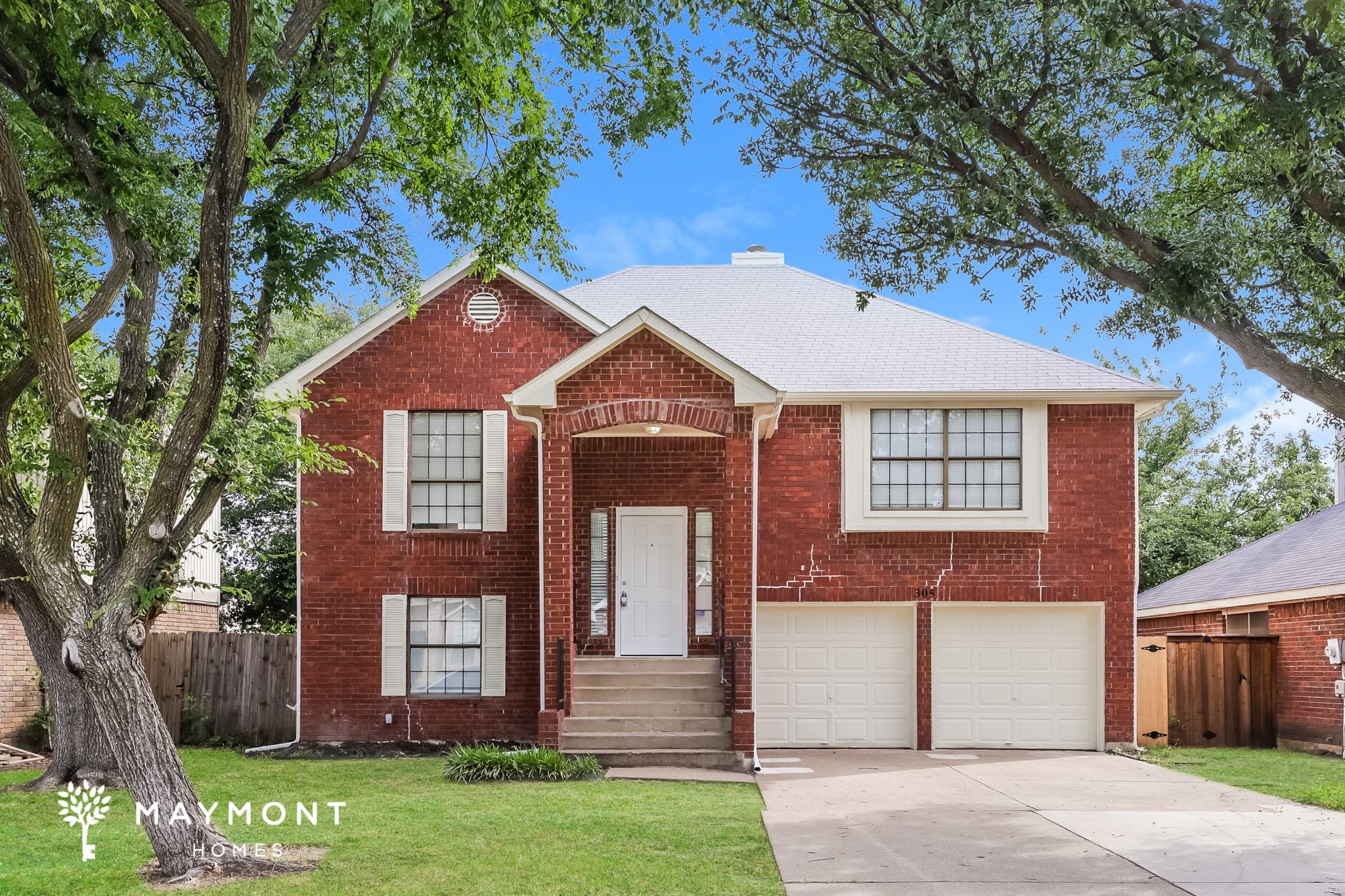 305 Mahogany Dr