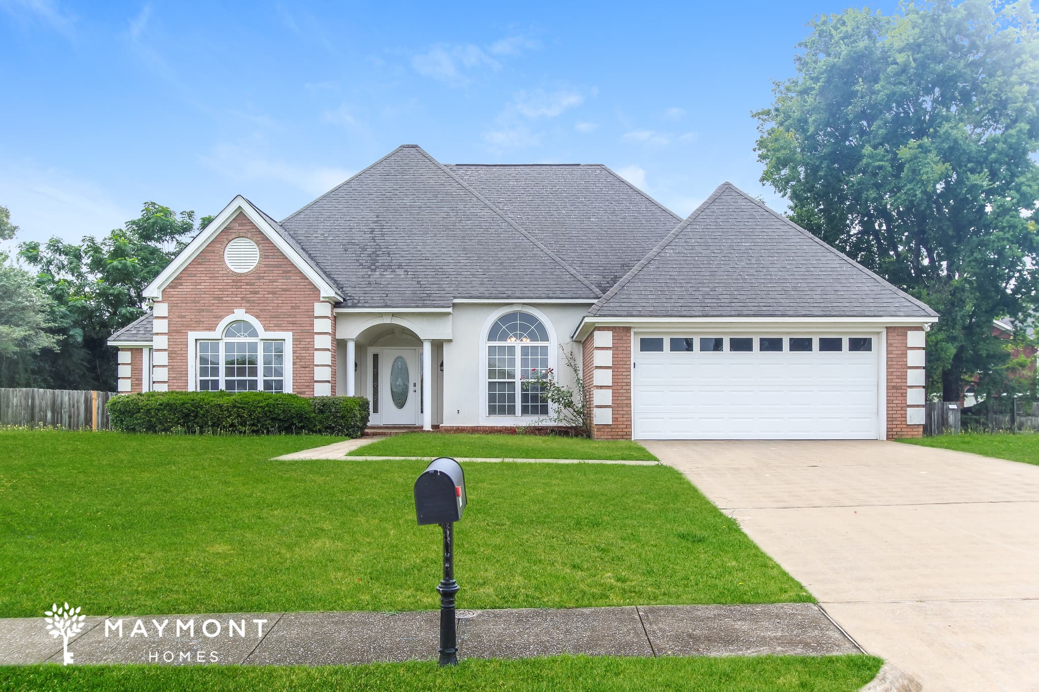 8747 Rolling Hills Dr