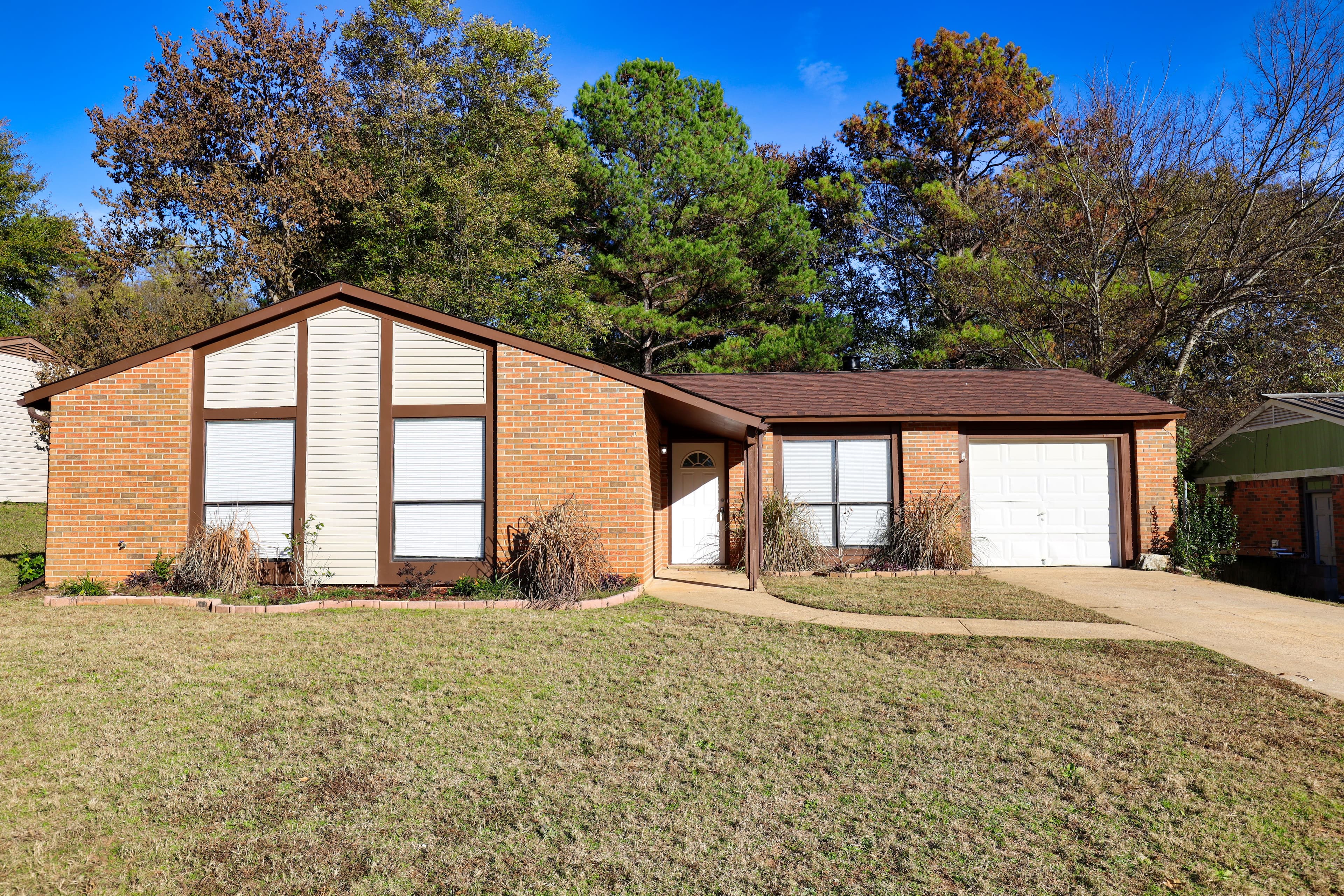 232 Pinewood Drive